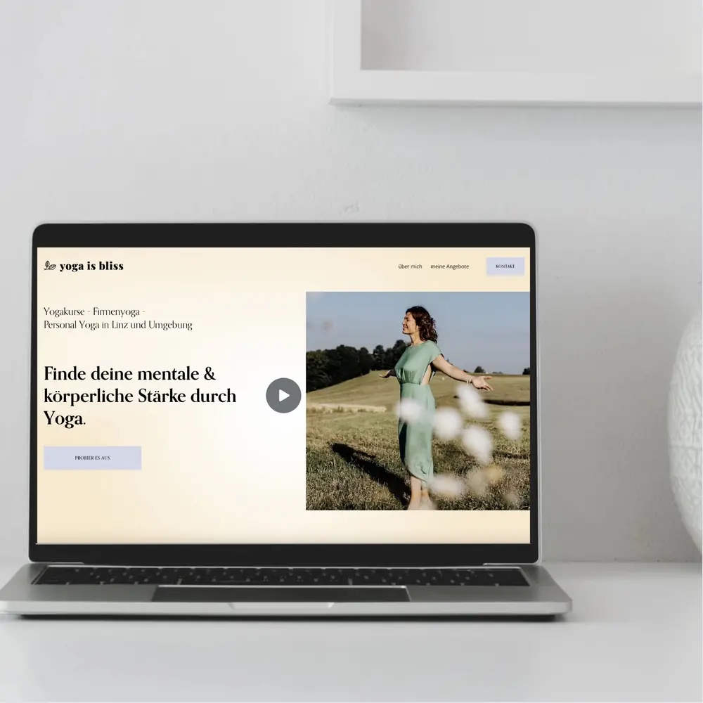 Yoga is bliss, Yoga · Linz, Case Study von madea