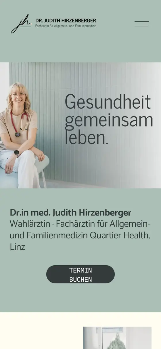 Website Dr. Judith Hirzenberger am Handy, madea